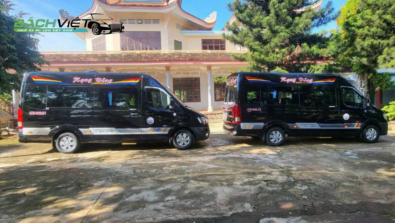 Xe limousine Bách Việt